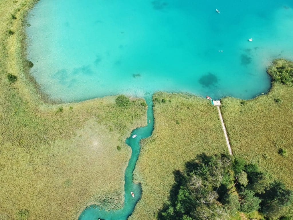 Faaker See, Drohnenfoto, Badesee, Österreich, Kärnten